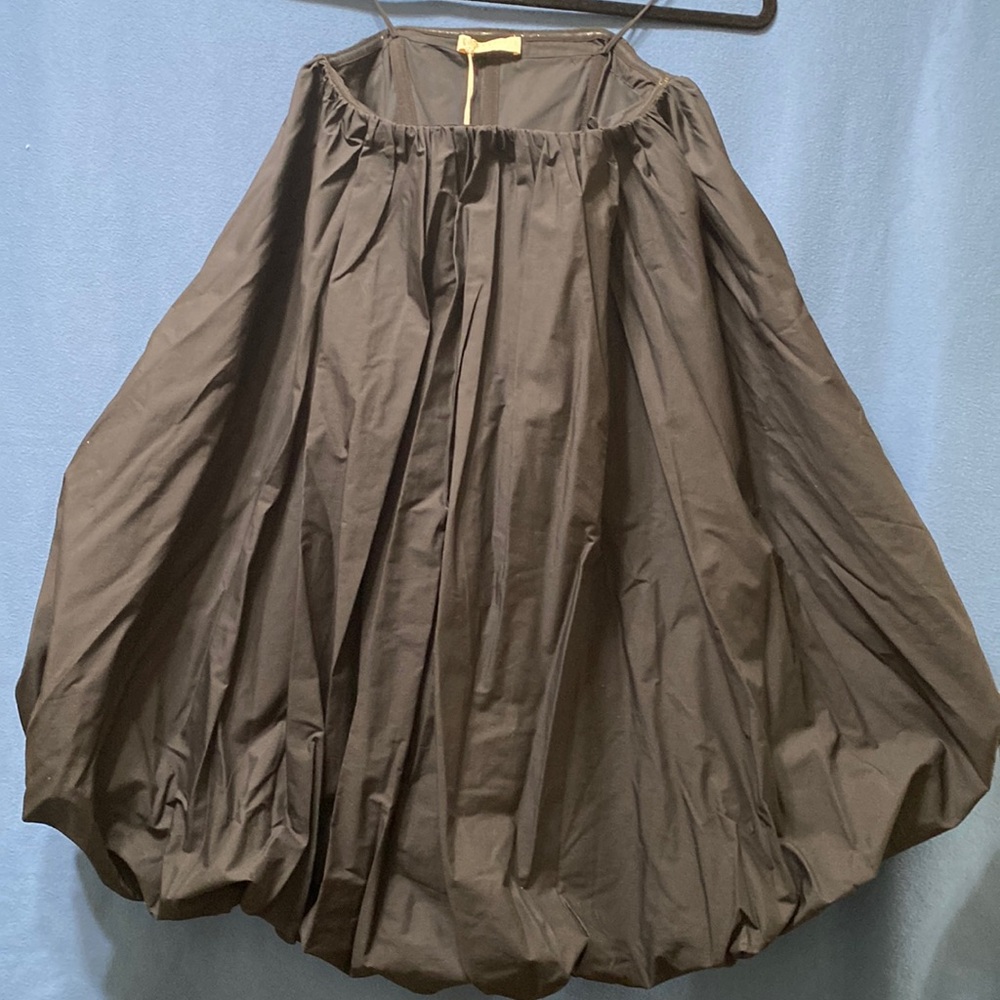 New design Ulla Johnson black skirt size 4, cotton knee length New York with tag